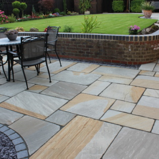 Cragstone Old York patio seating